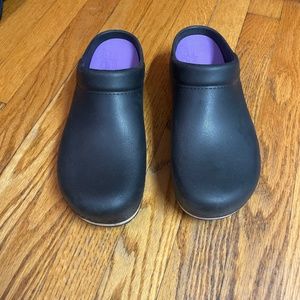 Dansko Kane clog